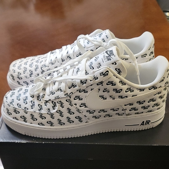 Nike Air Force 1 ' 07 Logo Pack sz 13 - Picture 2 of 4